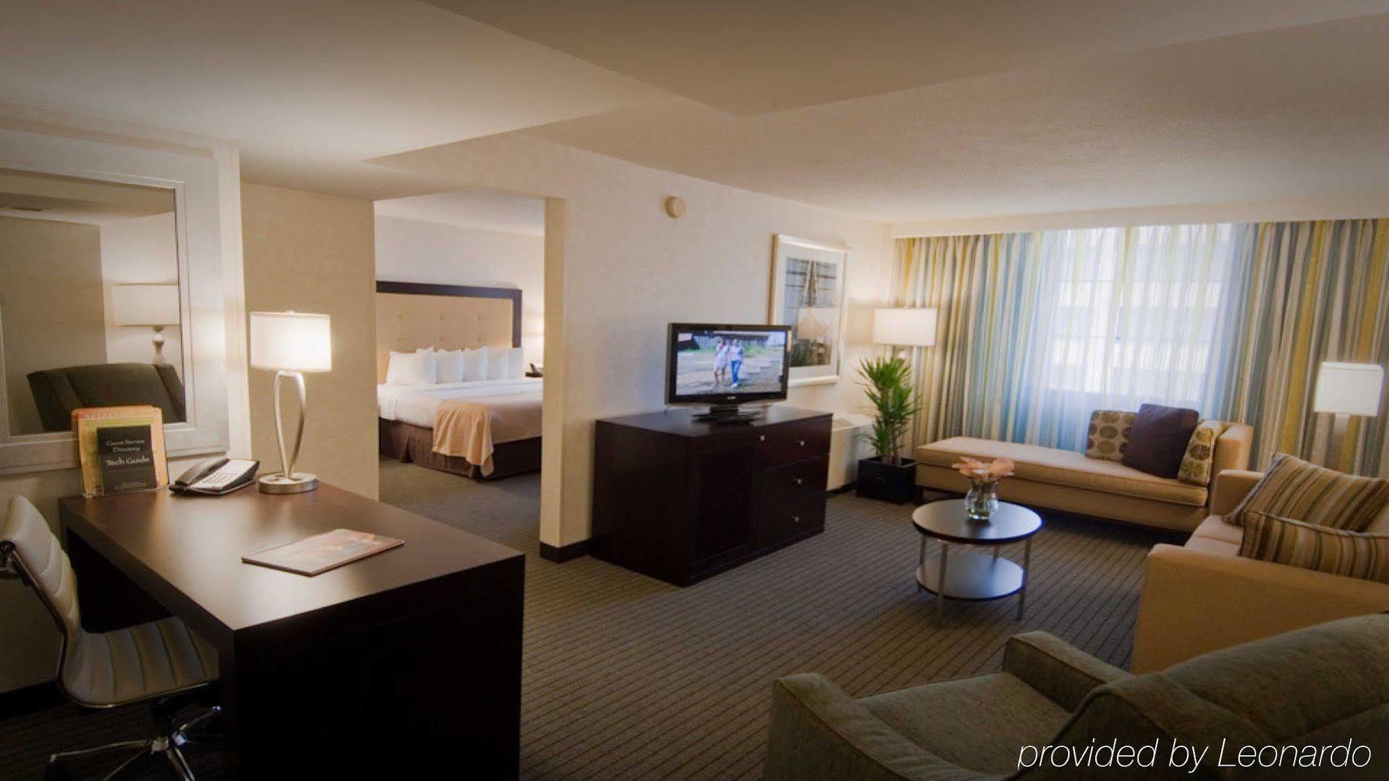 Holiday Inn Baltimore-Inner Harbor Номер фото