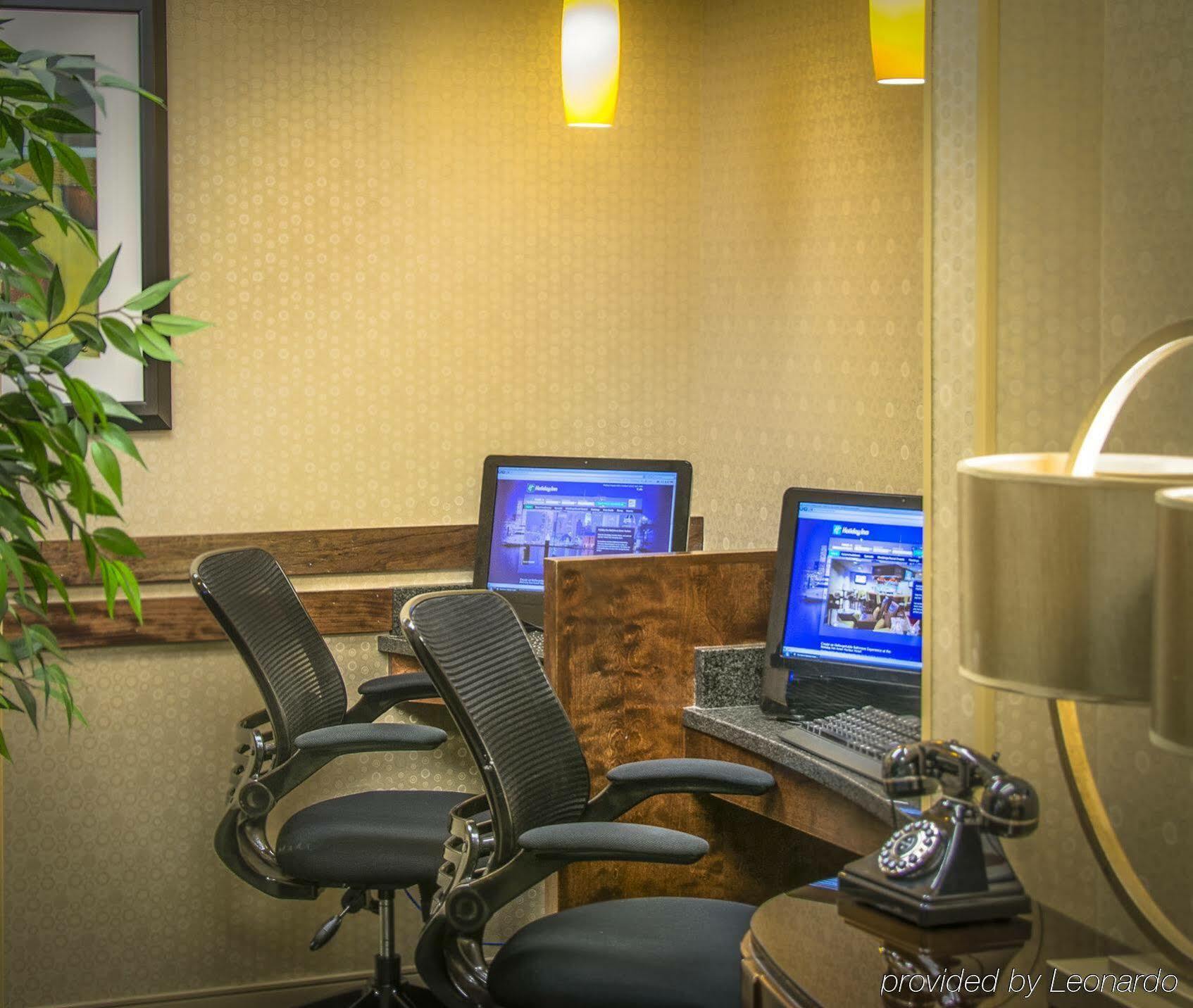 Holiday Inn Baltimore-Inner Harbor Экстерьер фото