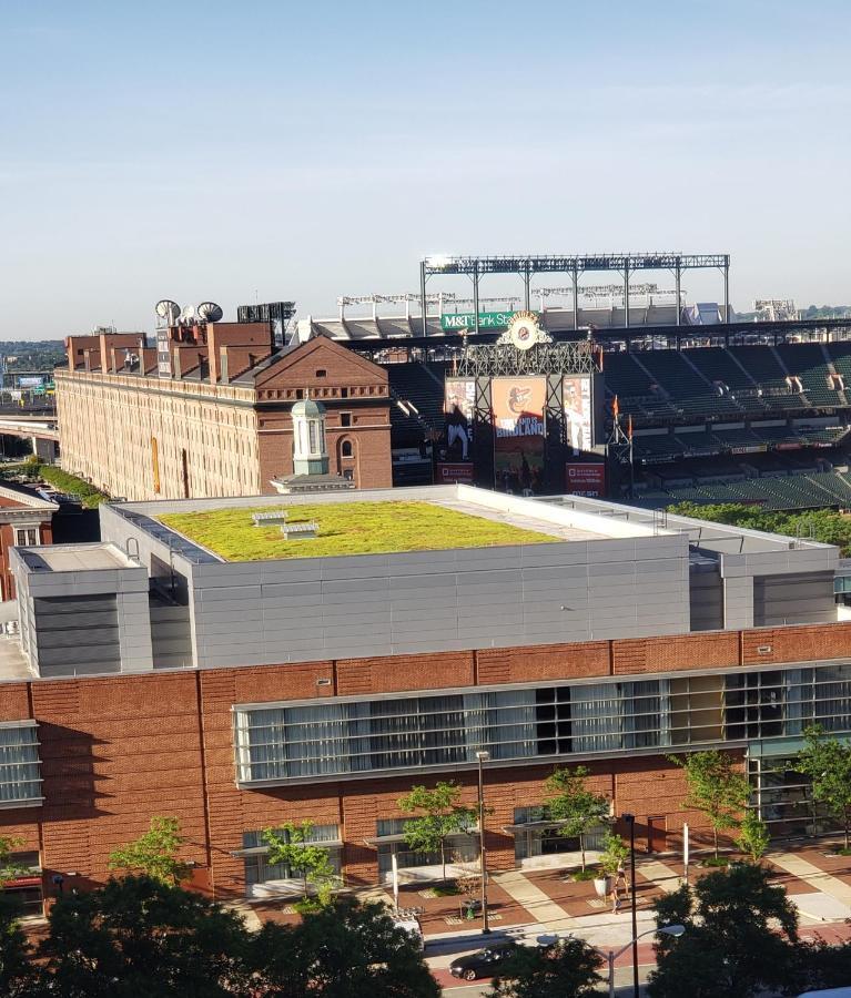 Holiday Inn Baltimore-Inner Harbor Экстерьер фото