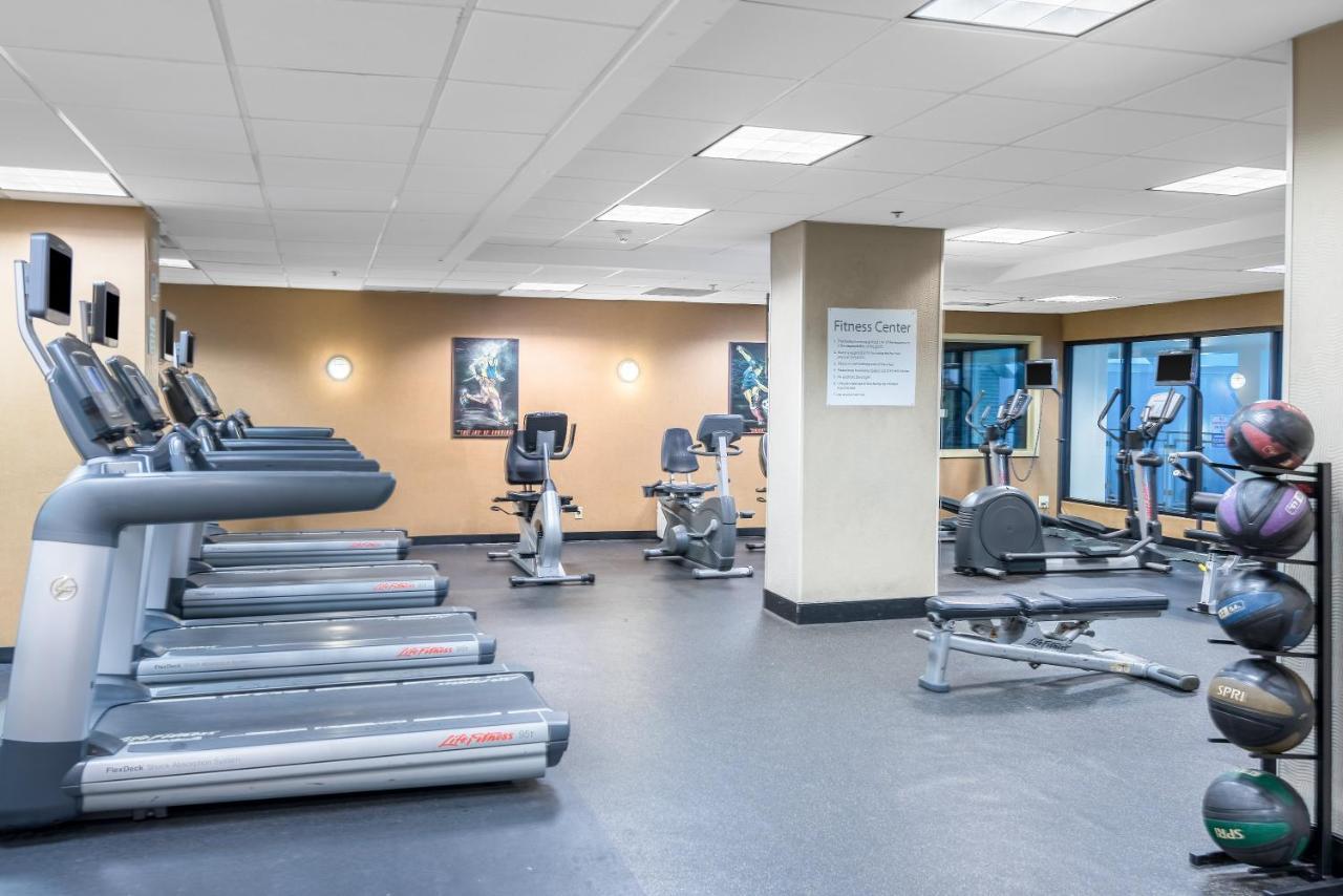 Holiday Inn Baltimore-Inner Harbor Экстерьер фото
